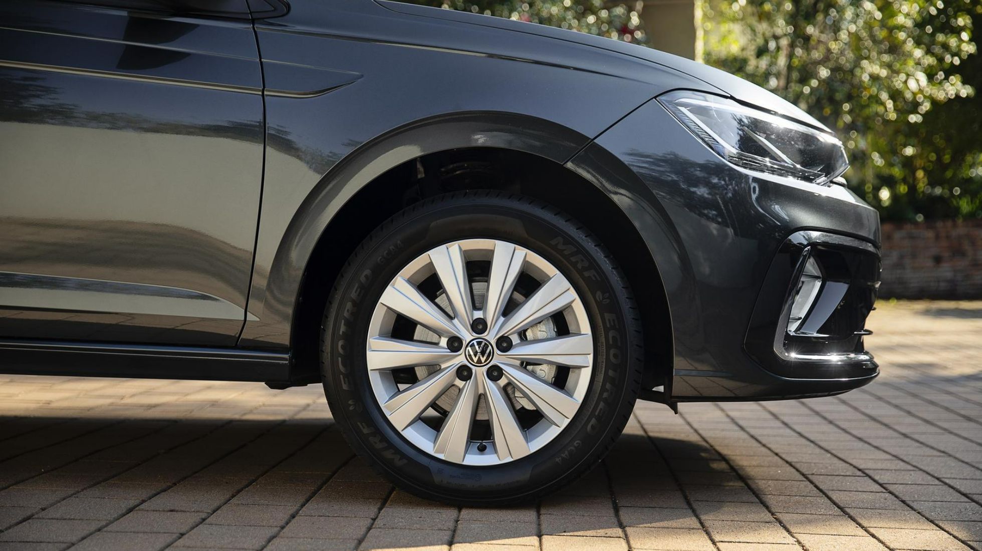 6322c4ca3269d716a231e8ea_VW-Polo-Sedan-TopGear-SA-3.jpg
