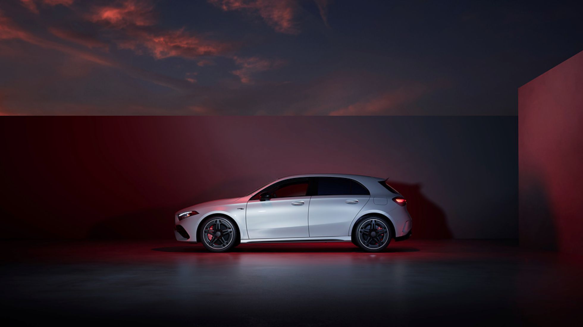 63467322b744f13b7f974a89_Mercedes-AMG-A35-TopGear-SA-3.jpg