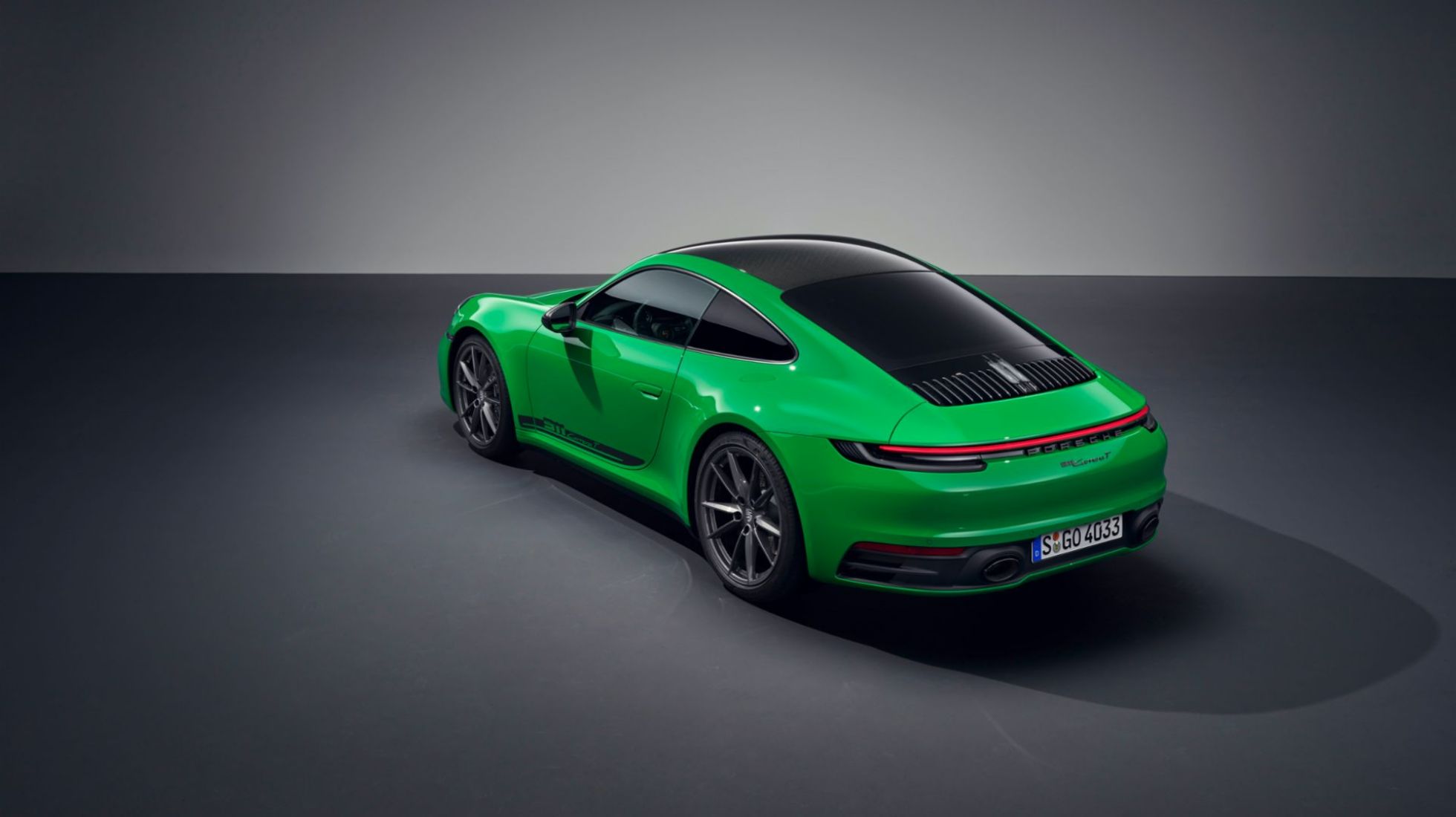 6350ef75f81708e29e71d172_Porsche-911-Carrera-T-TopGear-SA-Rear-2.jpg