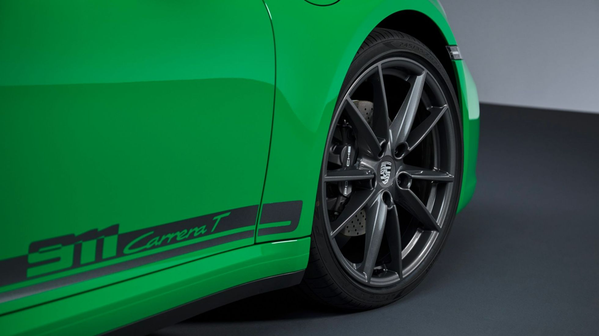 6350ef7bf81708d64d71da75_Porsche-911-Carrera-T-TopGear-SA-Exterior-Details-1.jpg