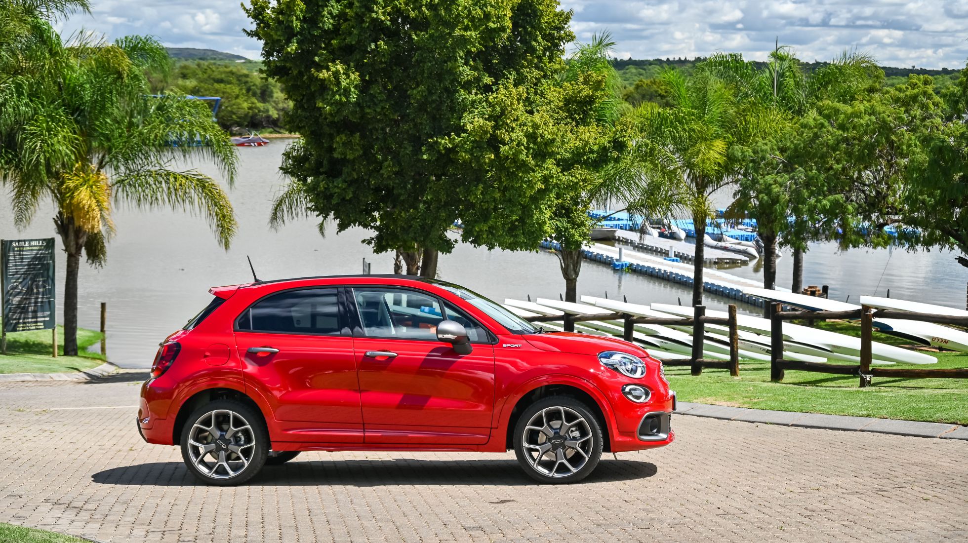 63f46f36c34beb19c8d4d37e_FIAT-500X_186-1.jpg
