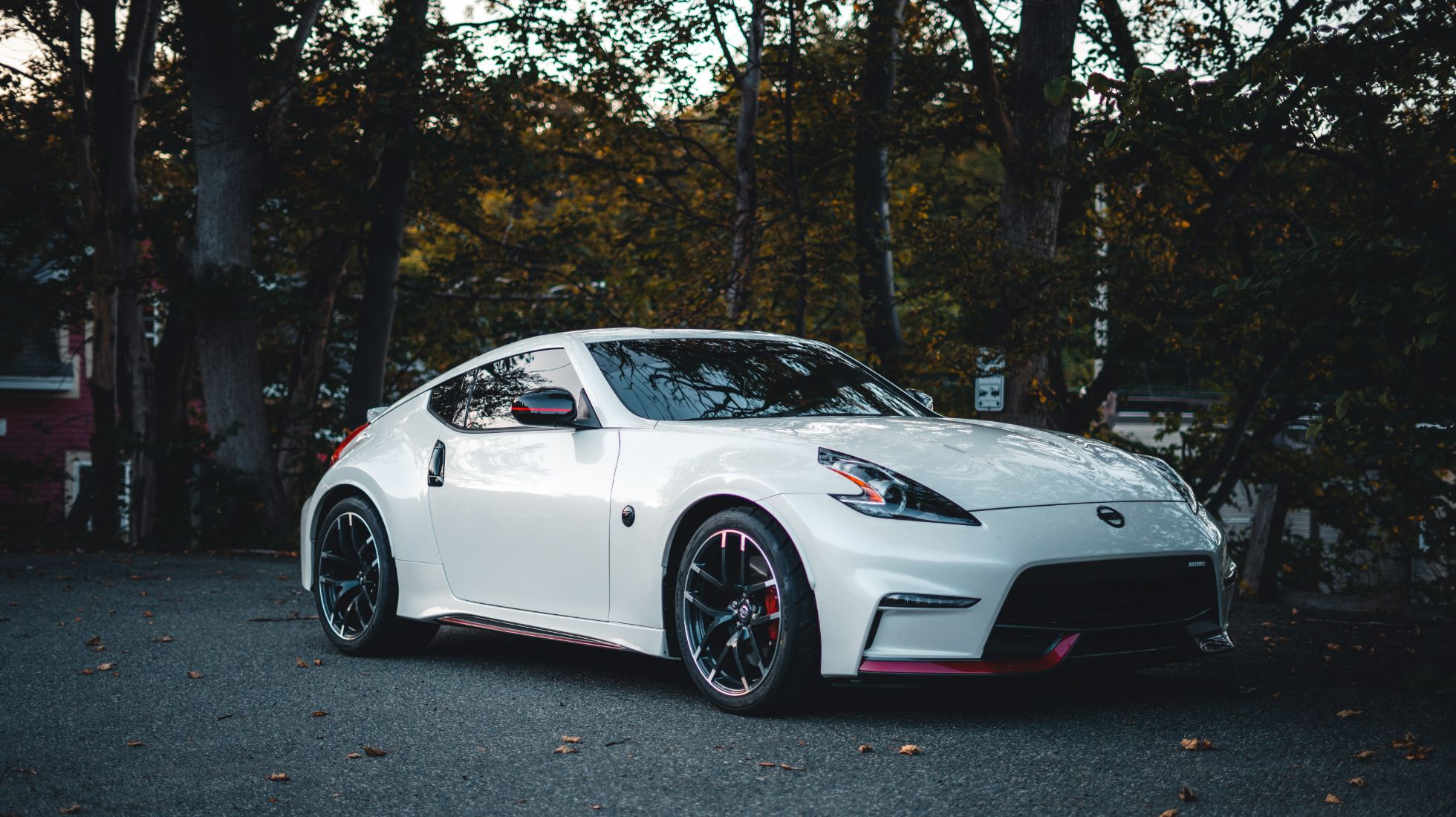 63fc7d1a4f146a24ecd11447_Nissan-370Z-TopGear-SA.jpg