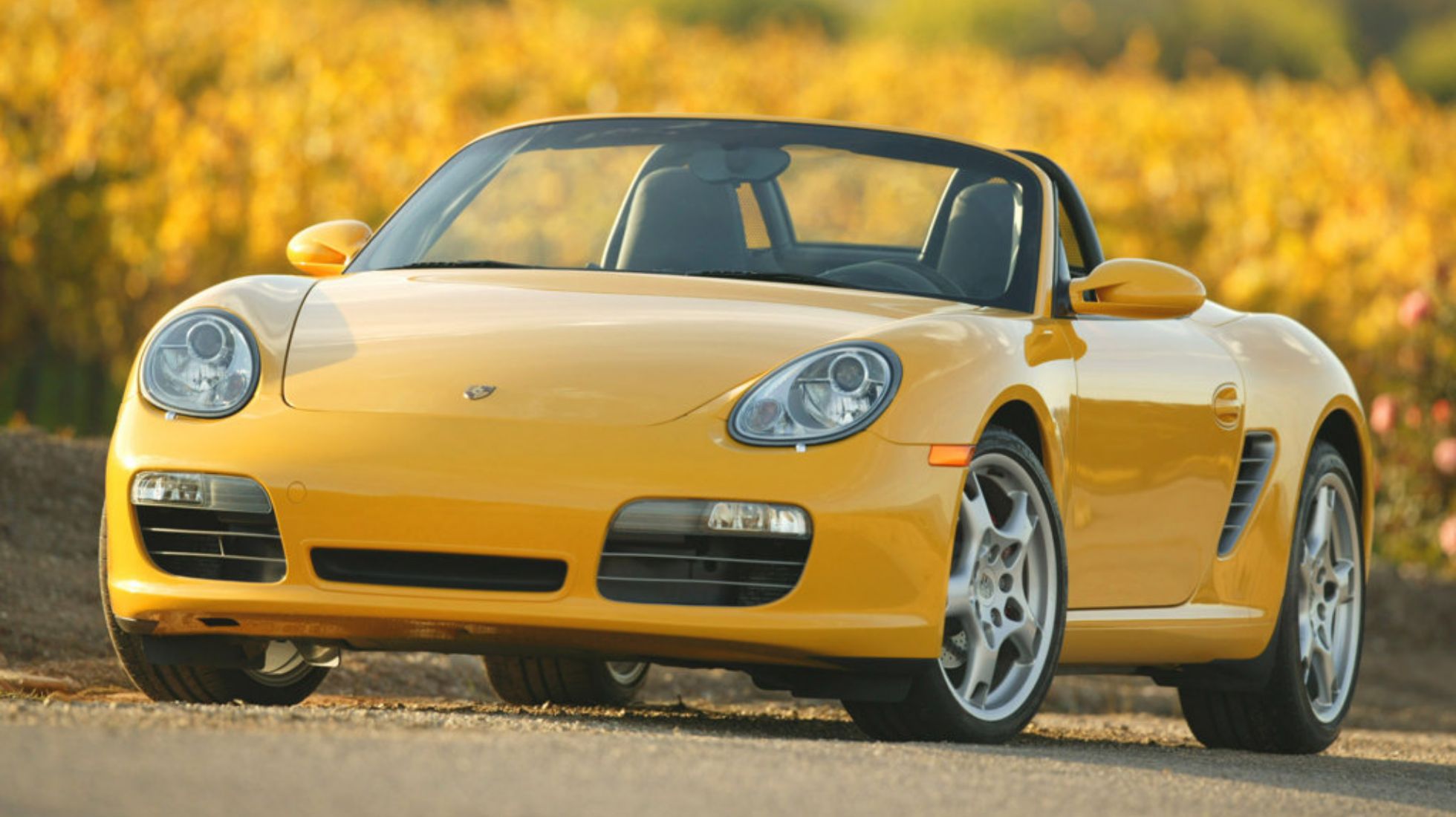 63fc7d1e4f146ab24ad119bf_Porsche-Boxster-S-TopGear-SA.jpg