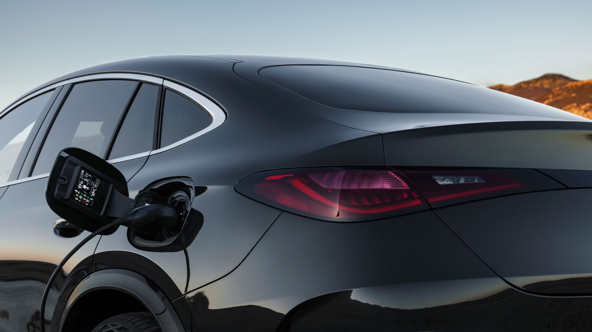 6412c3f8ce03b3640a180fd0_Mercedes-Benz-GLC-Coupe-TopGear-SA-Charge.jpg