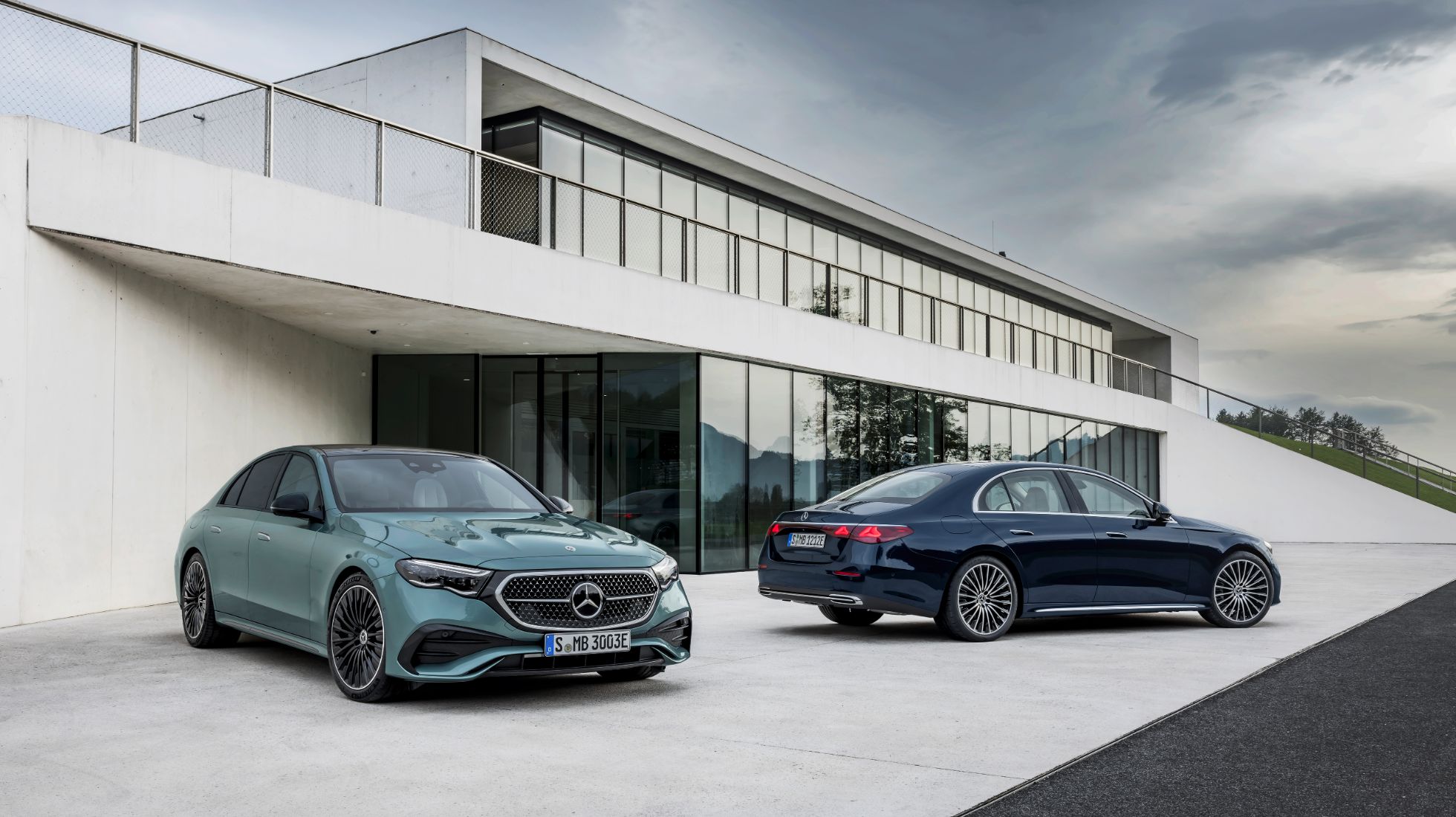Mercedes-Benz E-Class Debuts a Bevy of New Tech