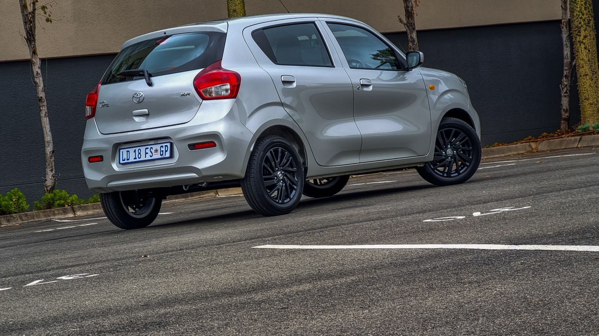 6464d3368c74d45f0ed6405b_Toyota-Vitz-TopGear-SA-Rear-1.jpg