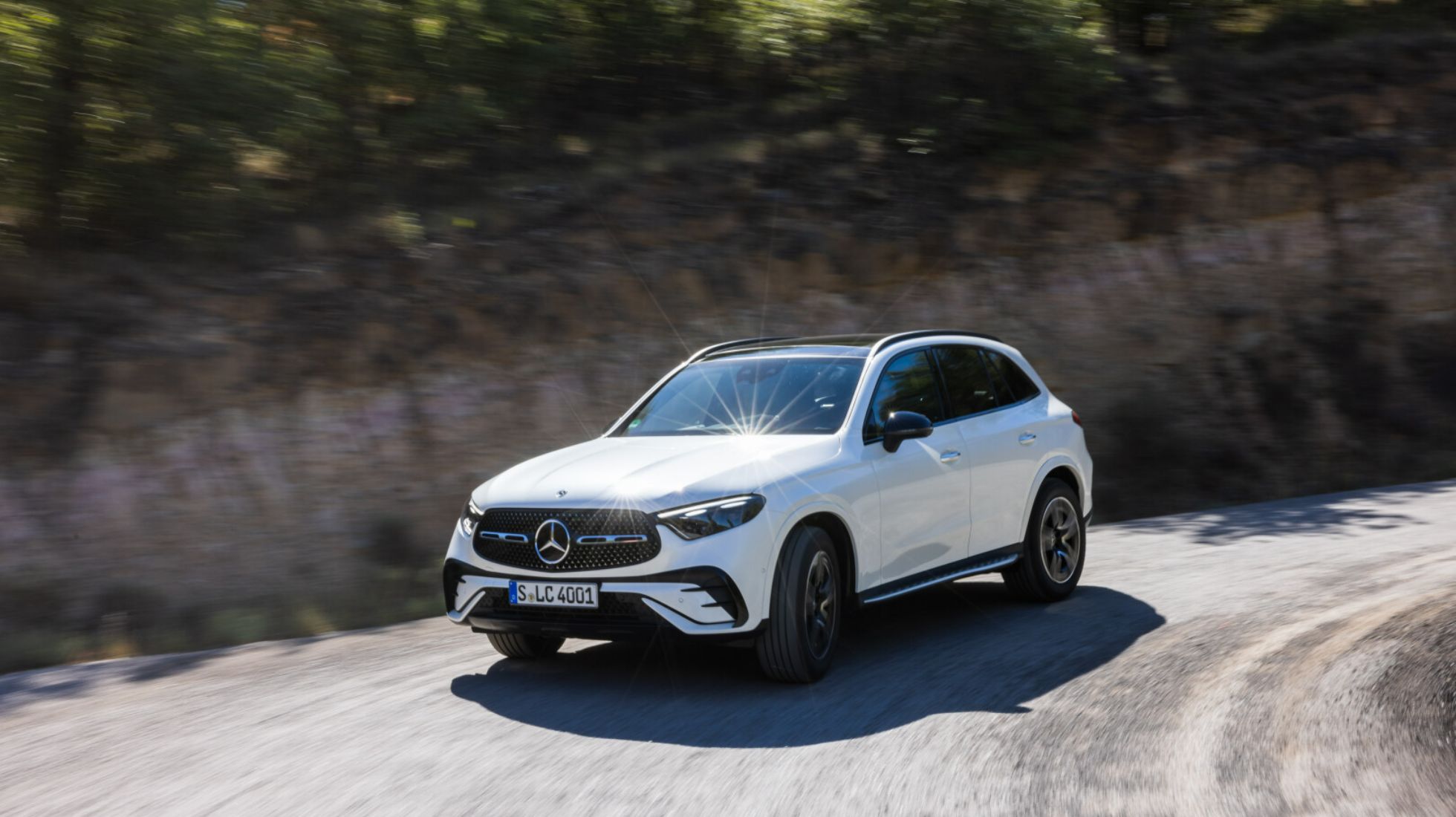 647d95389b2710f2632d4a8a_Mercedes-Benz-GLC-TopGear-SA-Front-2.jpg