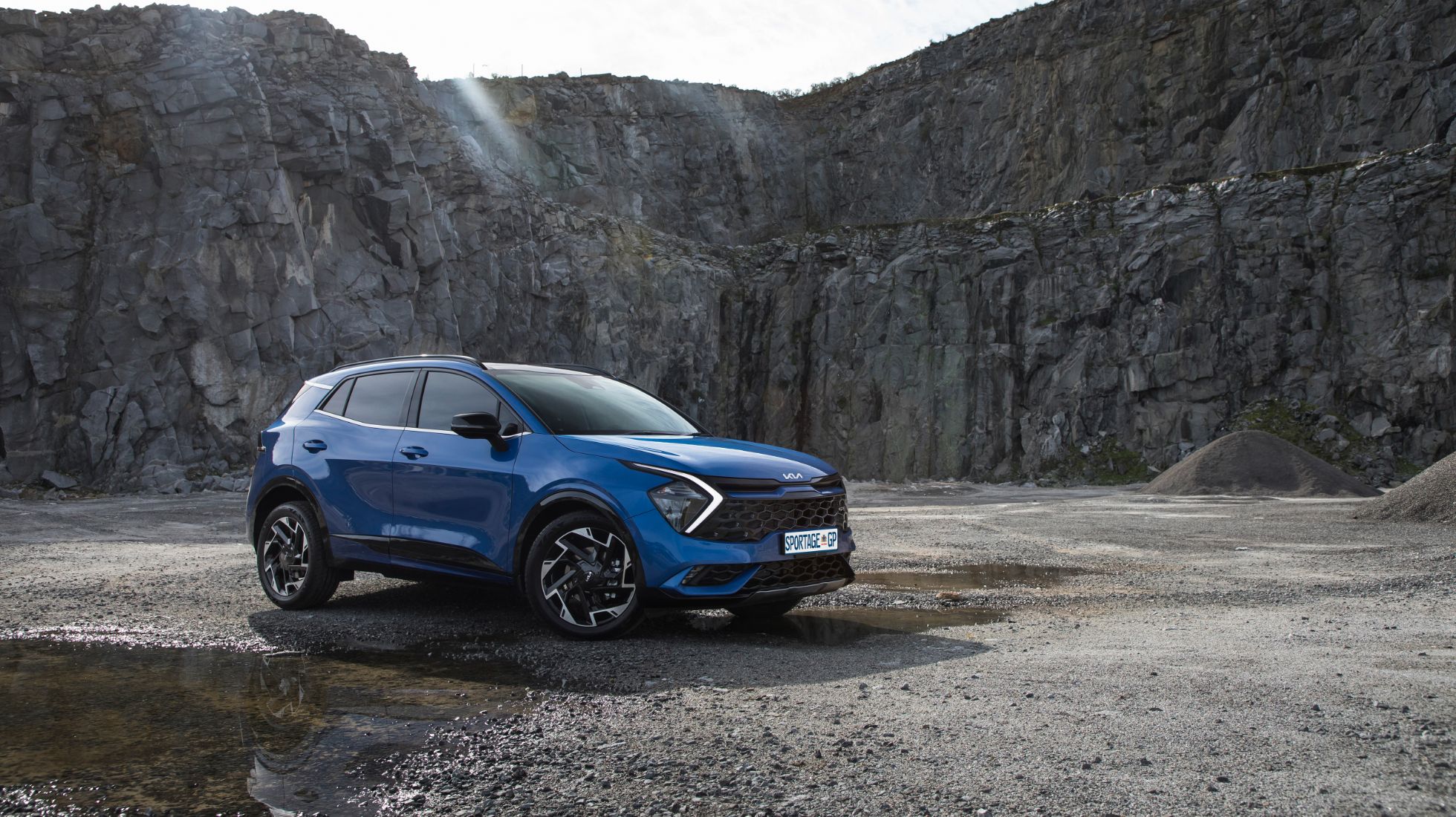 64820b0a42dbbd30ead27682_KiaSportageGTLine_2-1.jpg