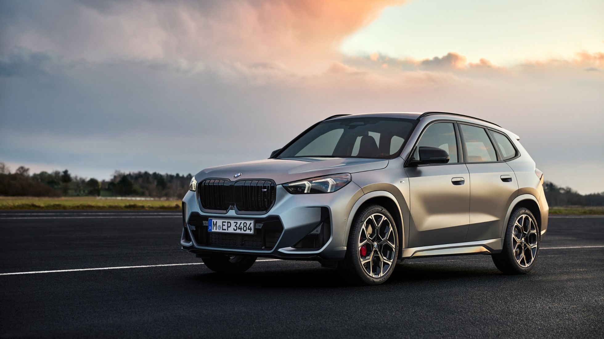 649bfa3ca7c7a5fba80690e6_BMW-X1-M35I-xDrive-TopGear-SA-Front.jpg