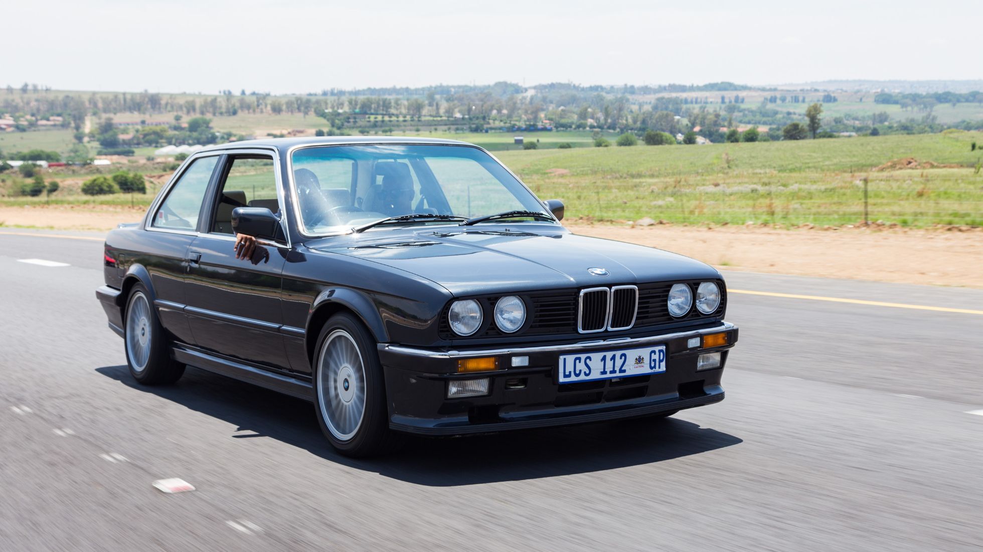 651d7c34897e75c3404500e5_TopGears-Top-5-South-African-Specials-TopGearSA-BMW-333i.jpg