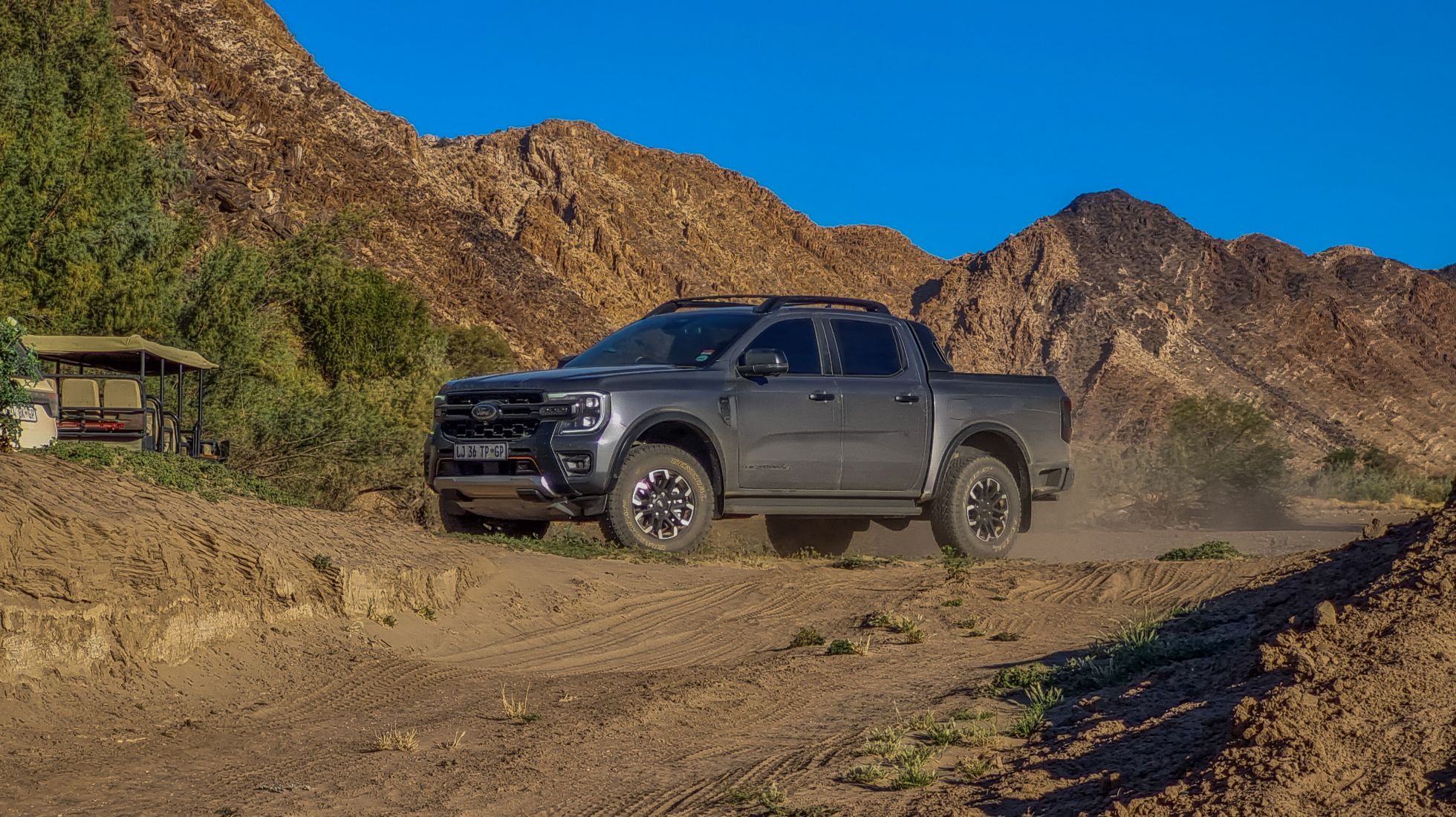 6540ed1a61eee2d0e49af678_Ford-Rager-Wildtrak-X-TopGearSA-Side.jpg
