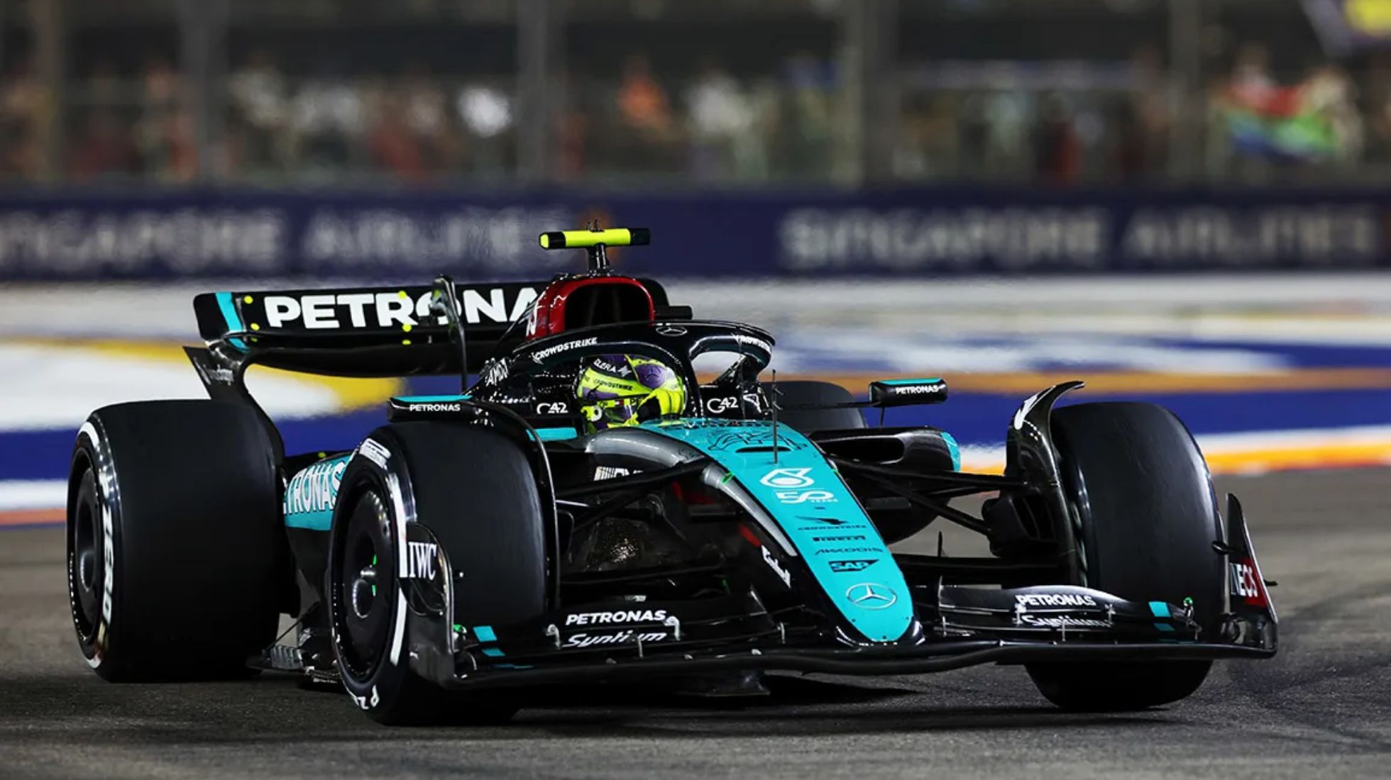 66f3a6e2f5ce5df72412d8b3_Singapore-GP-TopGearSA-Mercedes.jpg