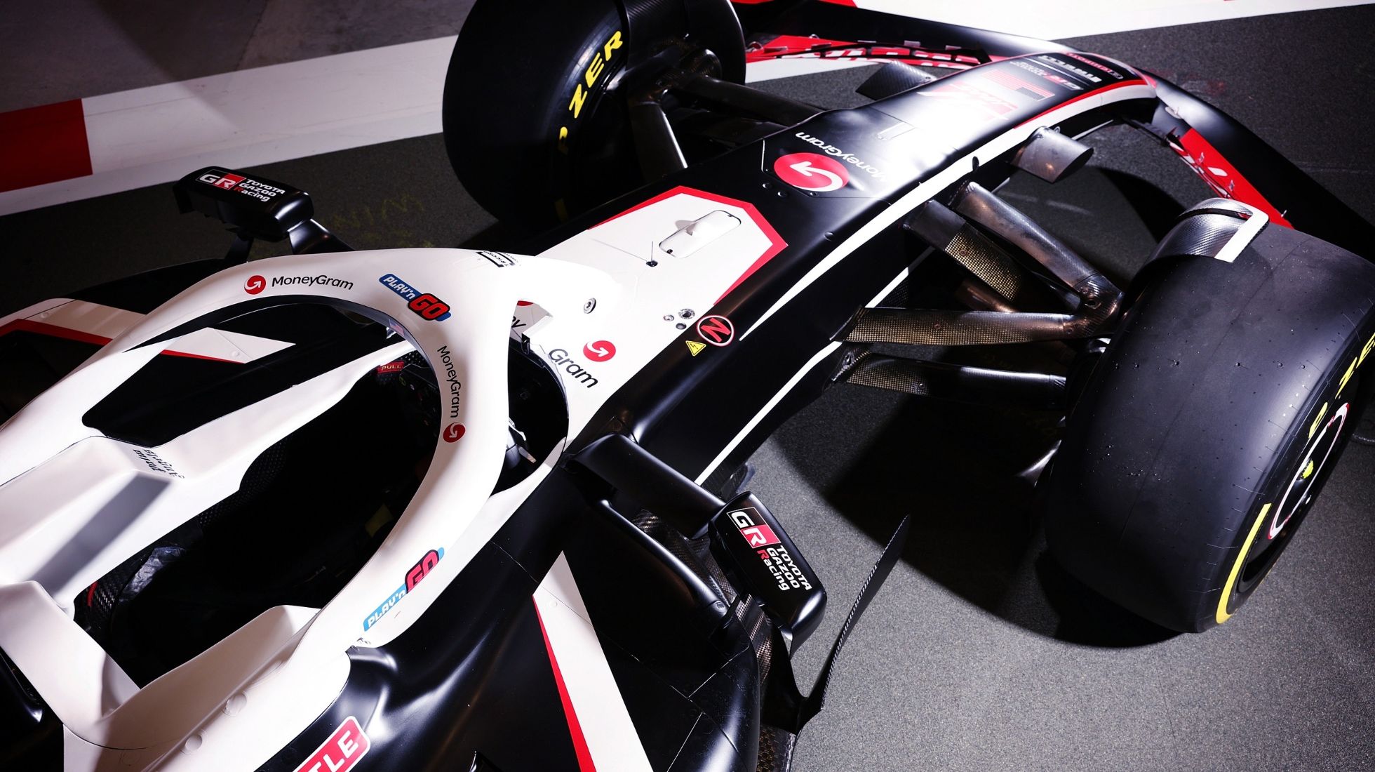 670918de1233ea512abb6e48_MoneyGram-F1-Car-TopGear-SA-Wheels.jpg