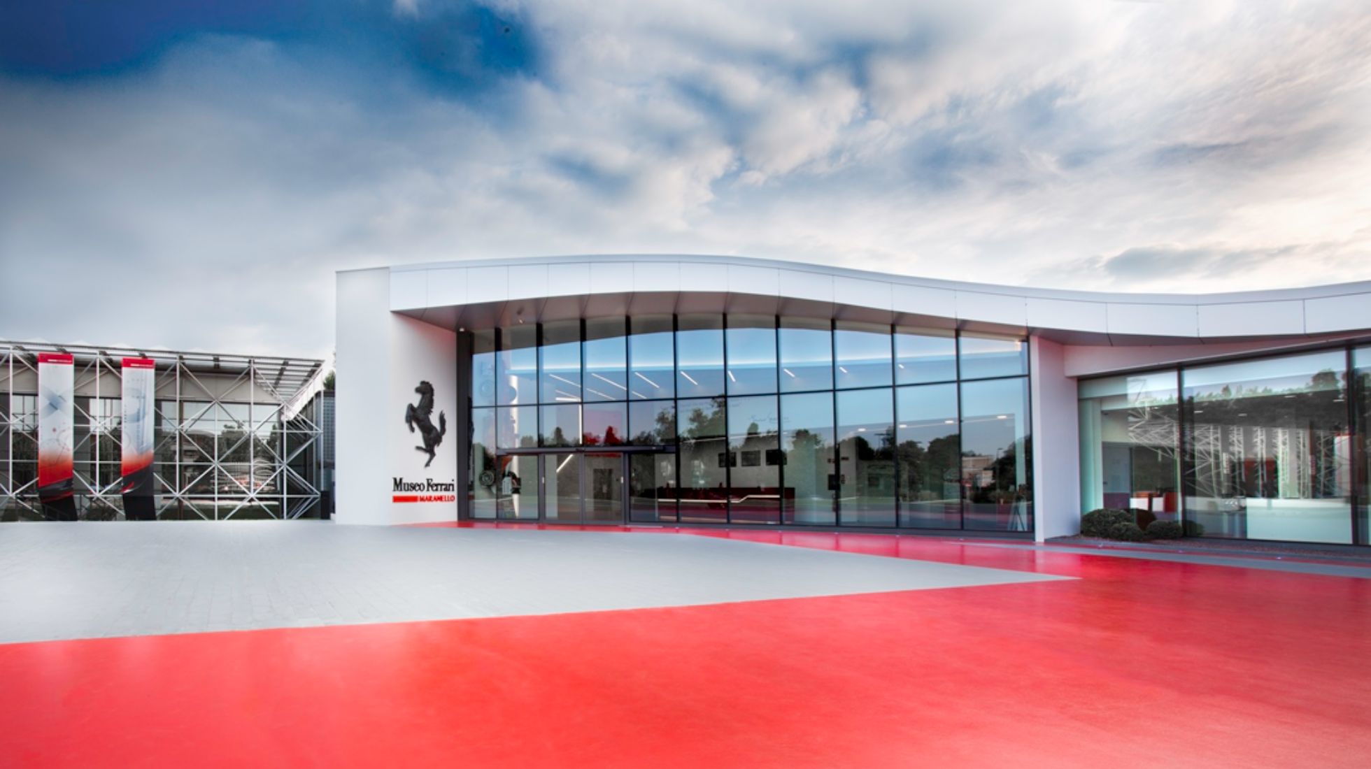 67fce760b7f950b69a09c847_Hello-from-Maranello-TopGearSA-Museum.jpg