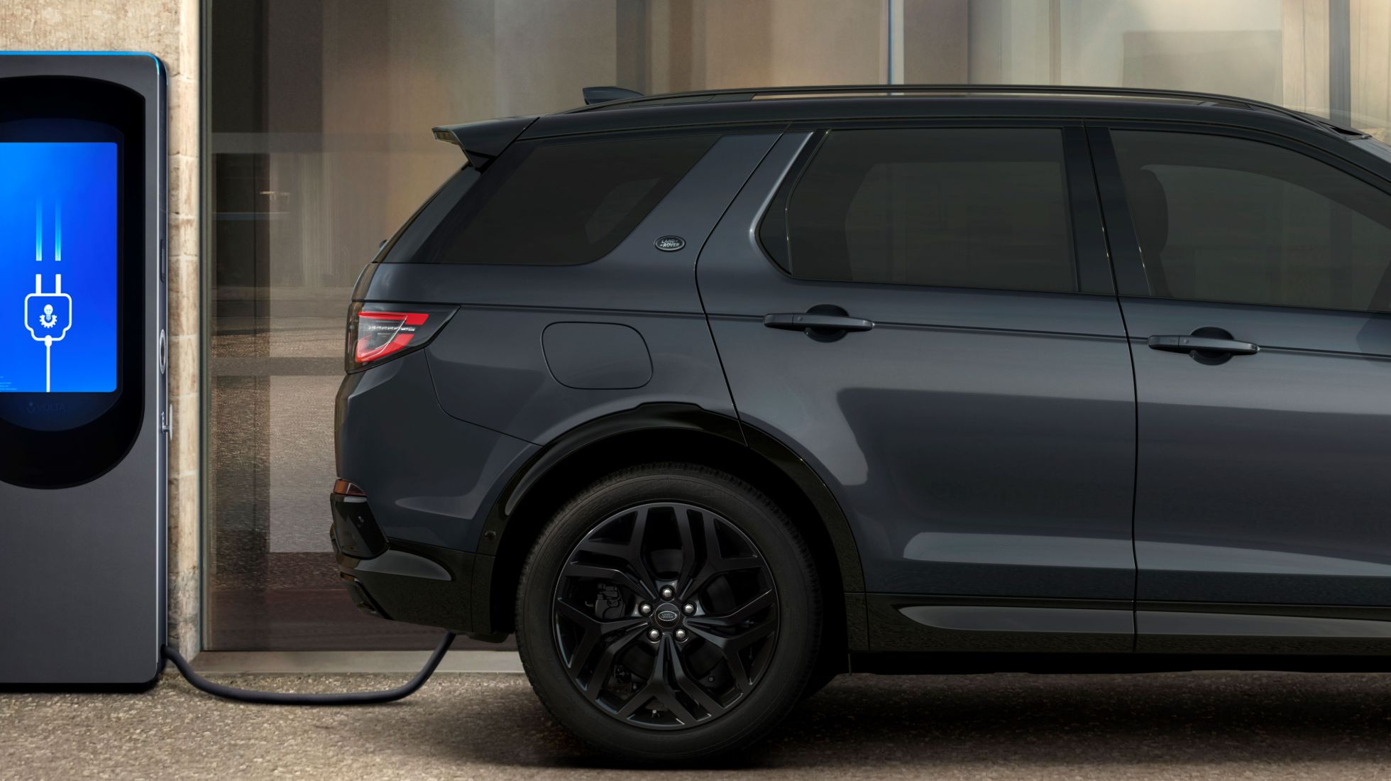 684c0adcf9853dfb89998601_DS_26MY_LANDMARK_110625_PHEV_10b.jpg