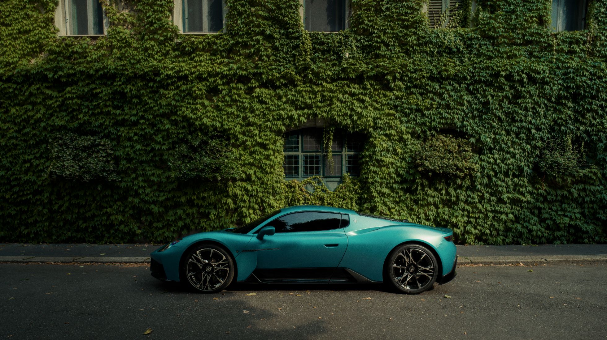686fb3c36b456035c627f912_Maserati-MCPura-TopGear-SA-Side.jpg