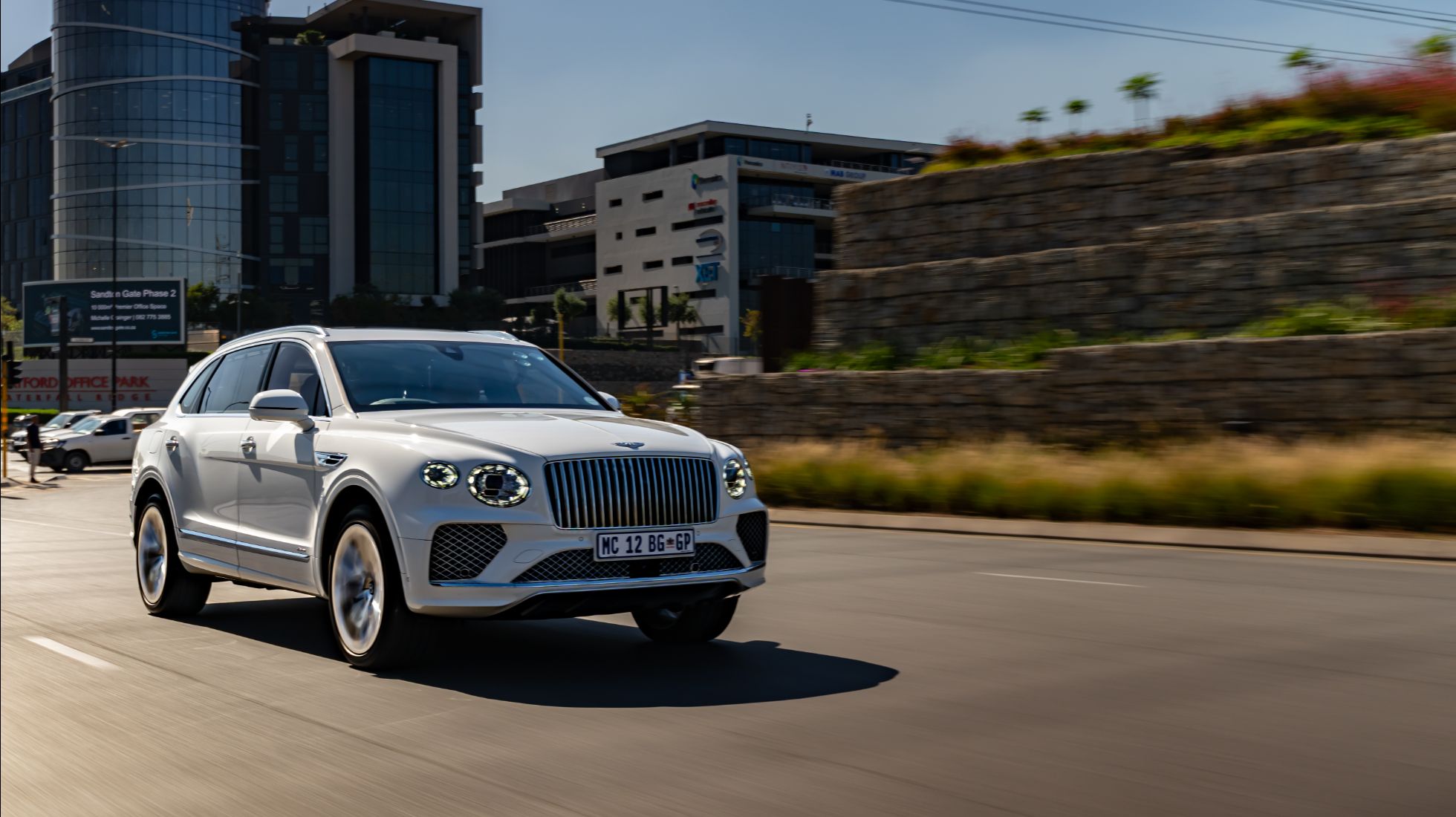 689451aadbfb0e3dd2612b0c_Bentley-Luxury-Issue24.jpg