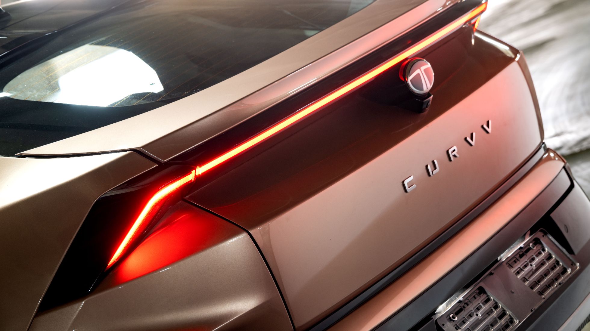 68da32e5c3c3074decde7795_Tata-Curvv-TopGear-SA-Fro.jpg