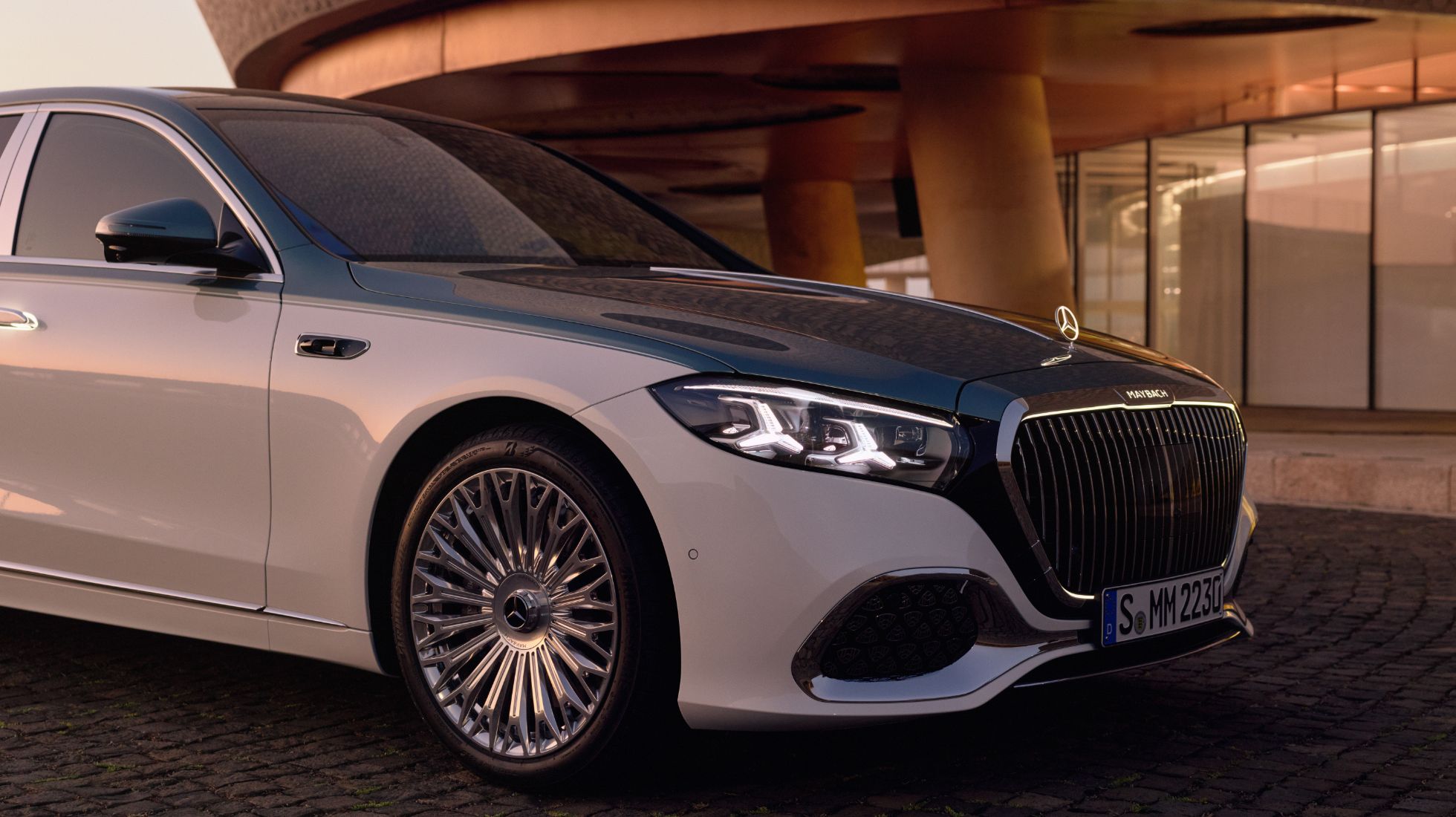 Mercedes-Maybach S680 TopGear SA Front End