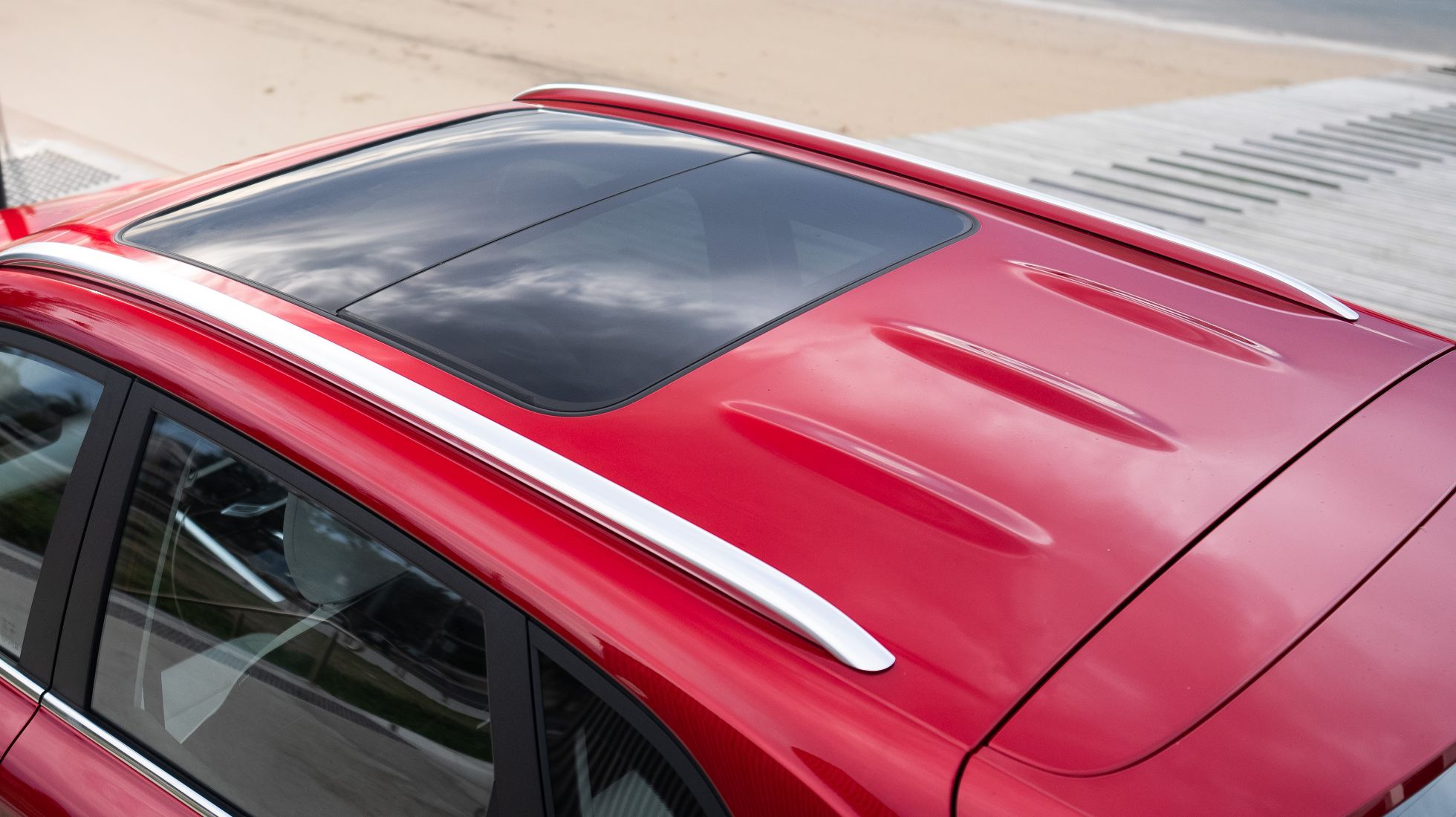 MG ZS Pro, TopGearSA, Roof