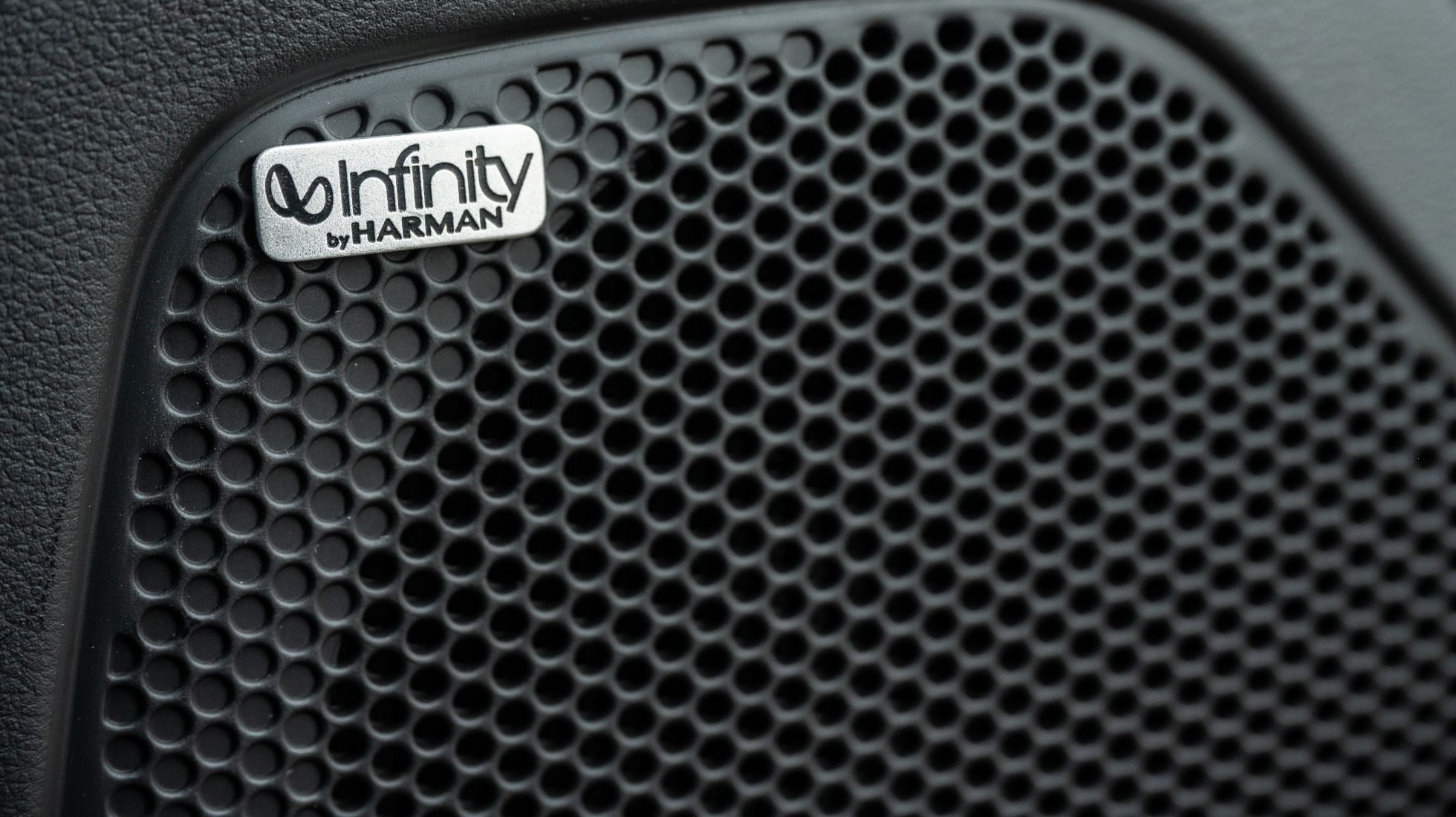 TopGear SA Drives new Suzuki Across Harman Infinity Sound