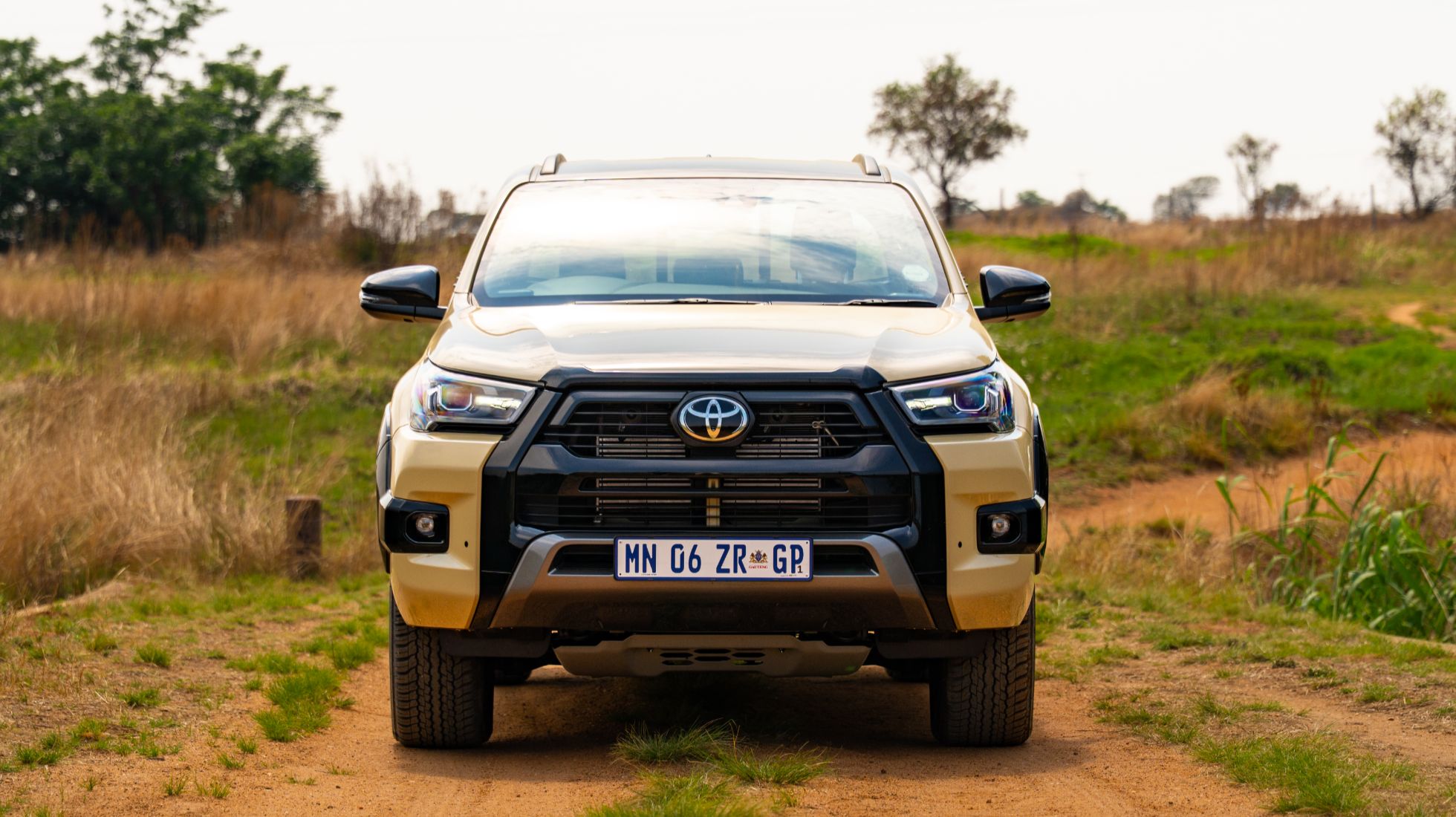 Toyota Hilux Legend 55, TopGearSA, Front Straight