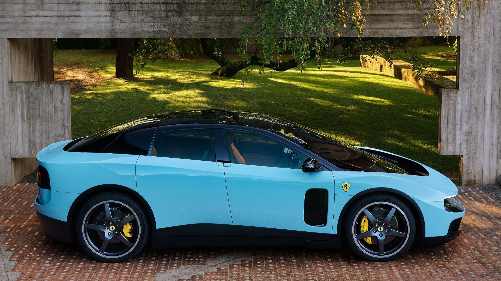 Ferrari Luce TopGear SA Side