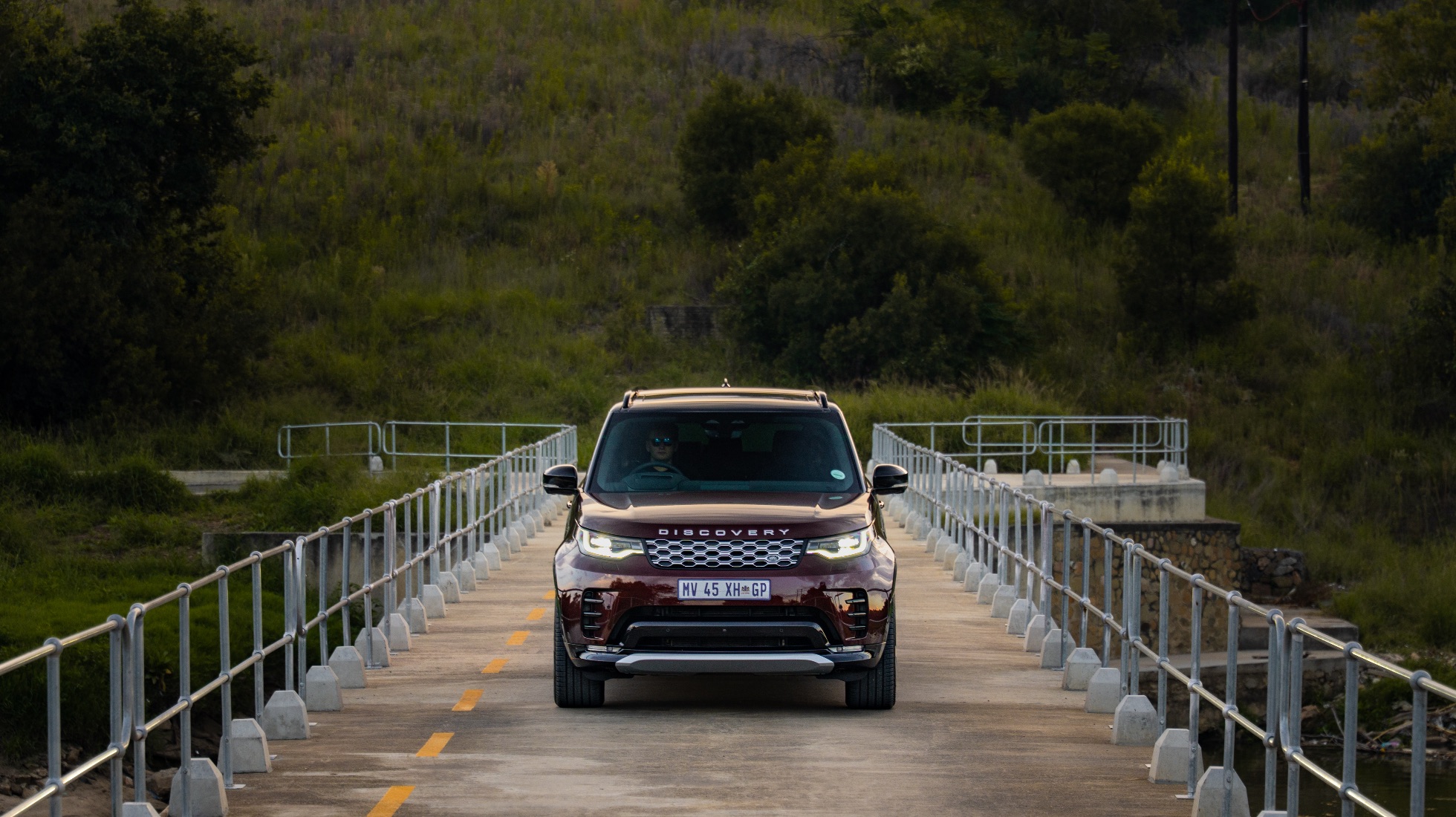 Land Rover Discovery Gemini TopGear SA Review 2026 Front Static