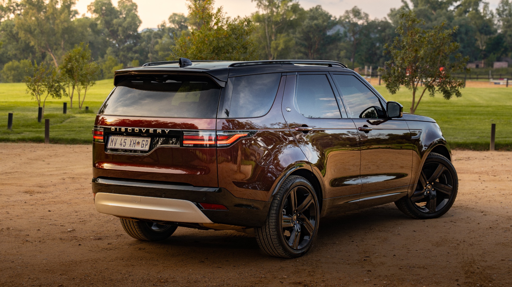 Land Rover Discovery Gemini TopGear SA Review 2026 Rear Static