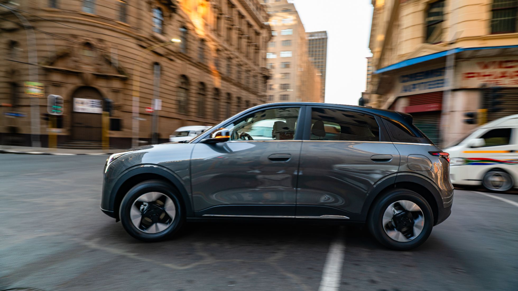 Geely E2 city car