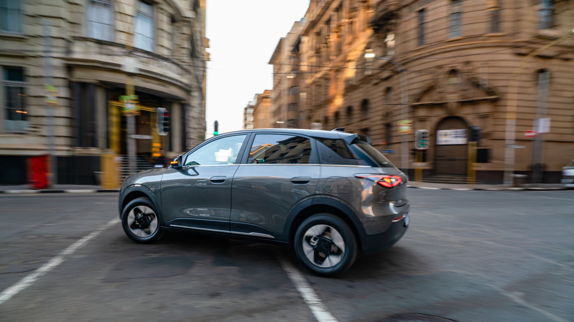 Geely E2 Review TopGear SA5