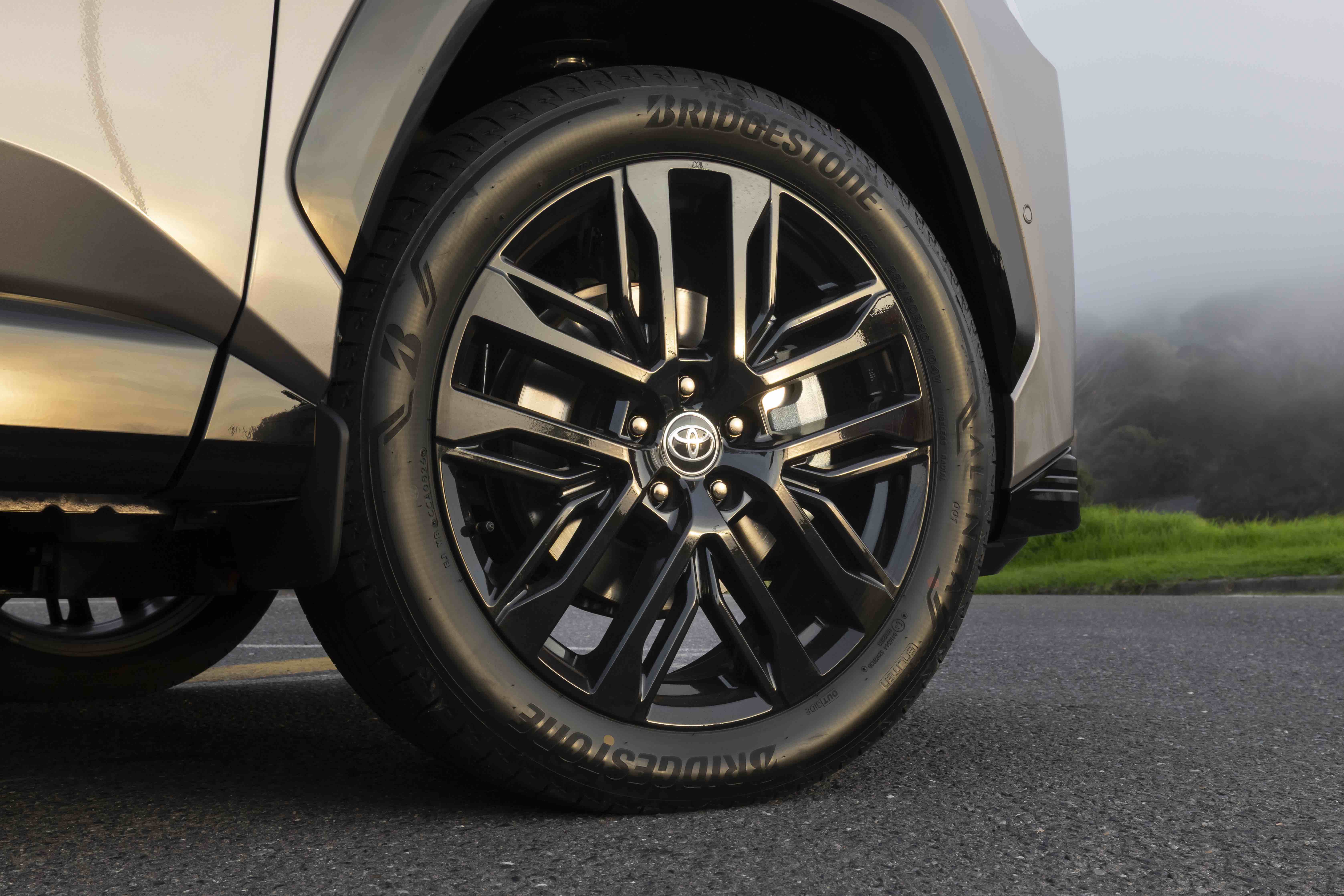 TopGear SA Drive New Toyota RAV4 19-inch Wheels