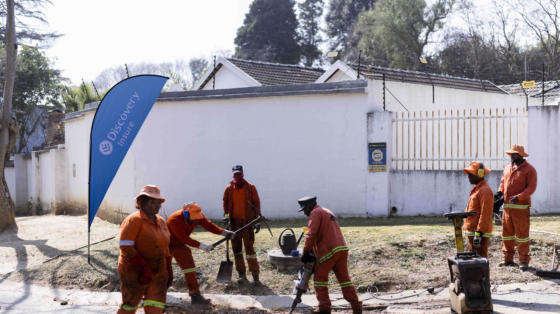 Discovery 911 TopGear SA Pothole Patrol