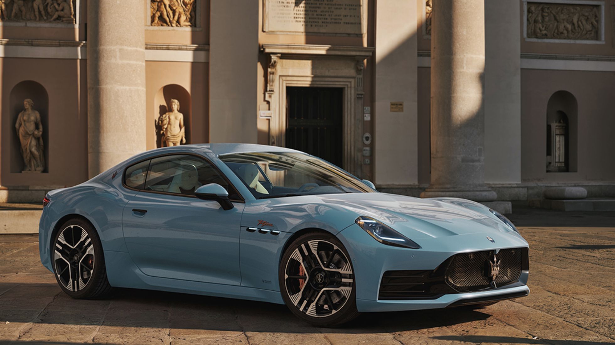 NEW MASERATI GRANTURISMO FOLGORE(1)