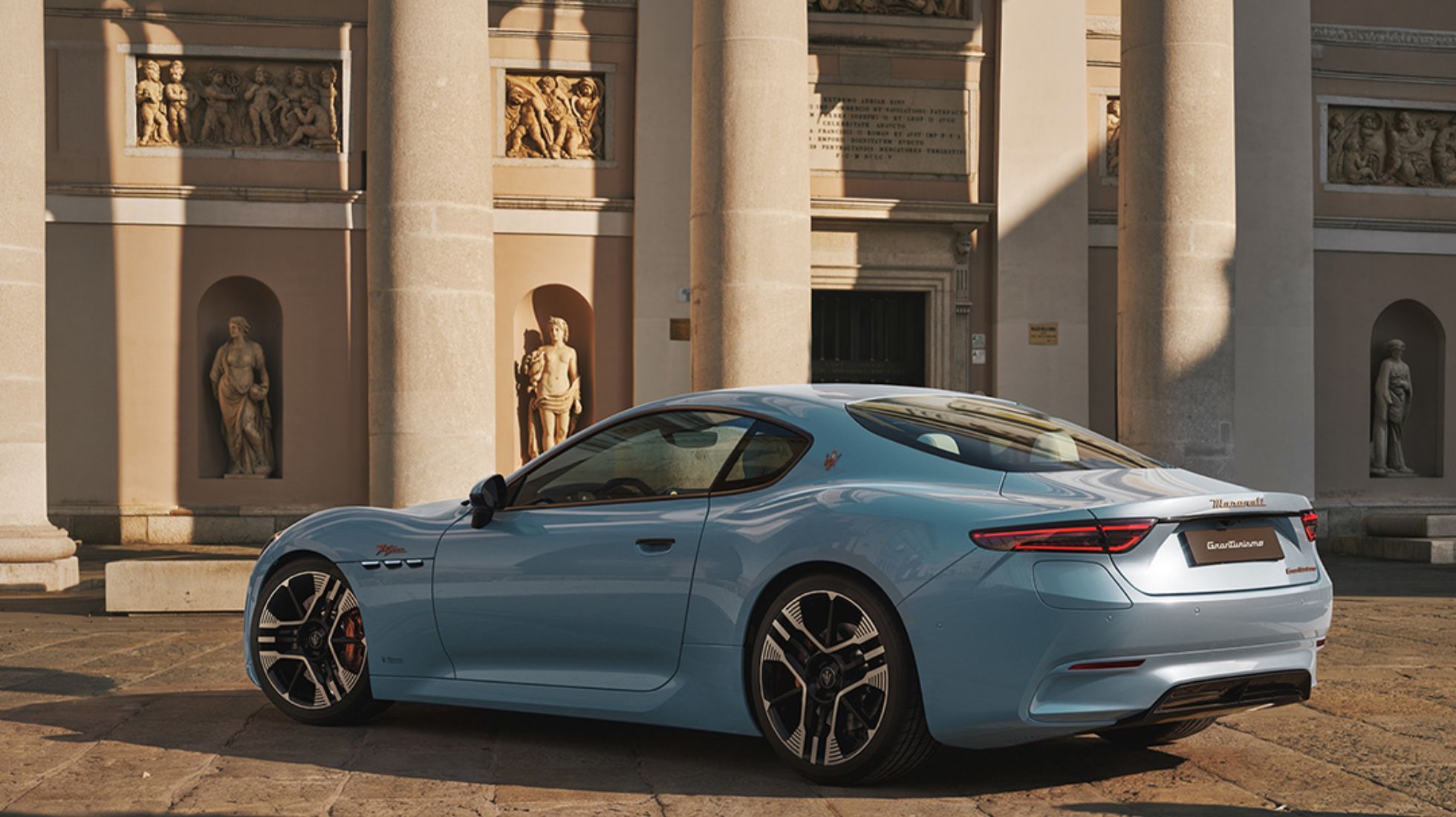 NEW MASERATI GRANTURISMO FOLGORE(6)