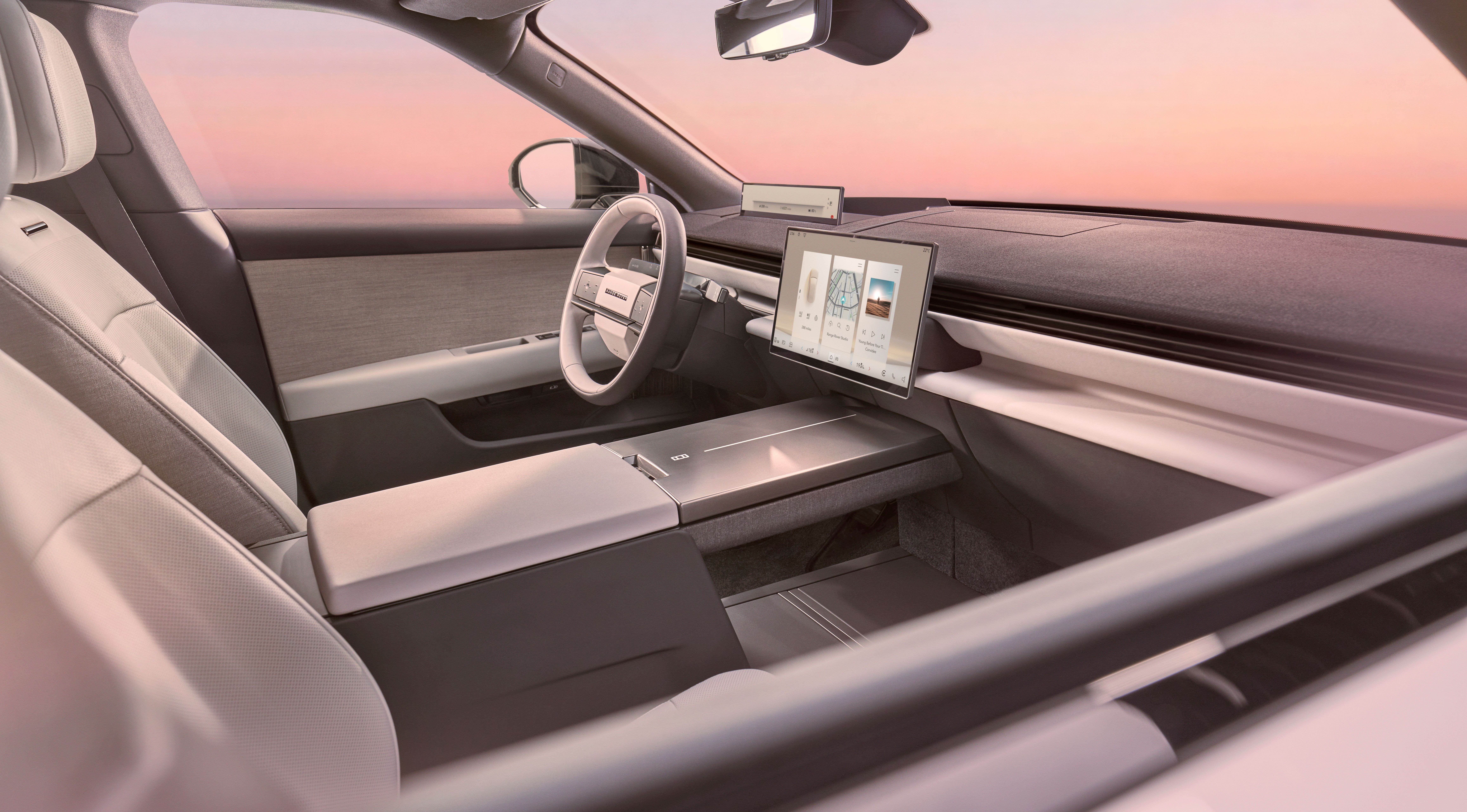 RR_GT_INTERIOR_PASSENGER-WINDOW_220726 TopGear South Africa