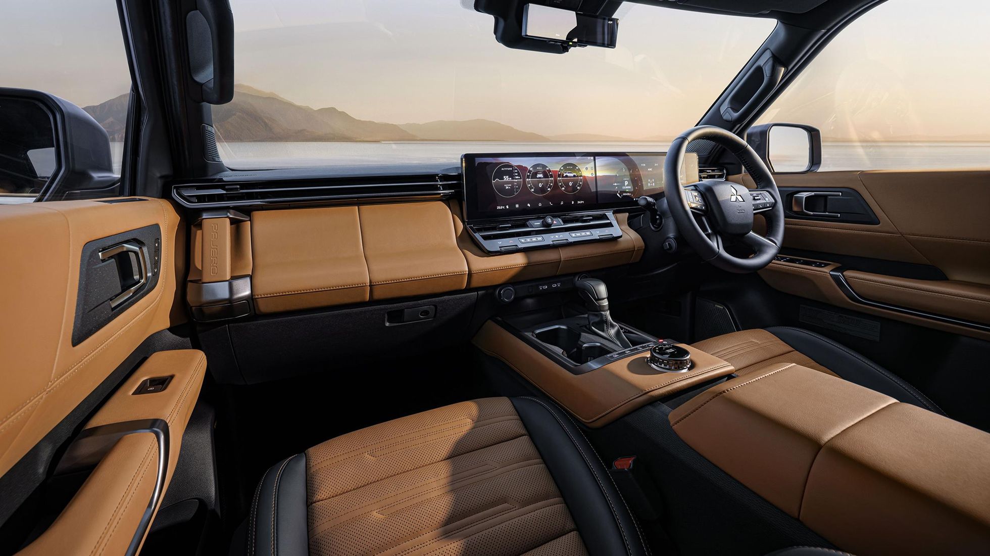 Mitsubishi Pajero TopGear SA Interior