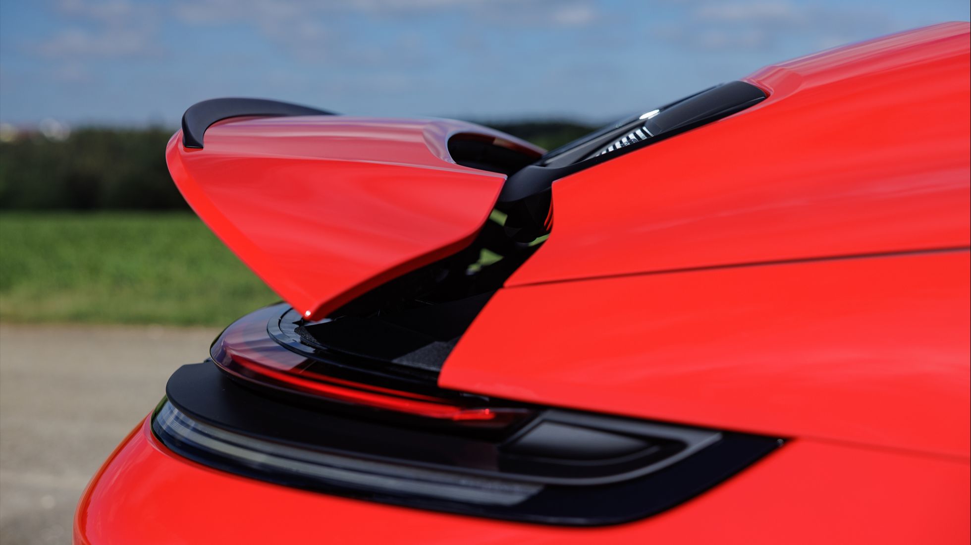 TopGear SA Porsche 911 GT3 S:C Spoiler Open
