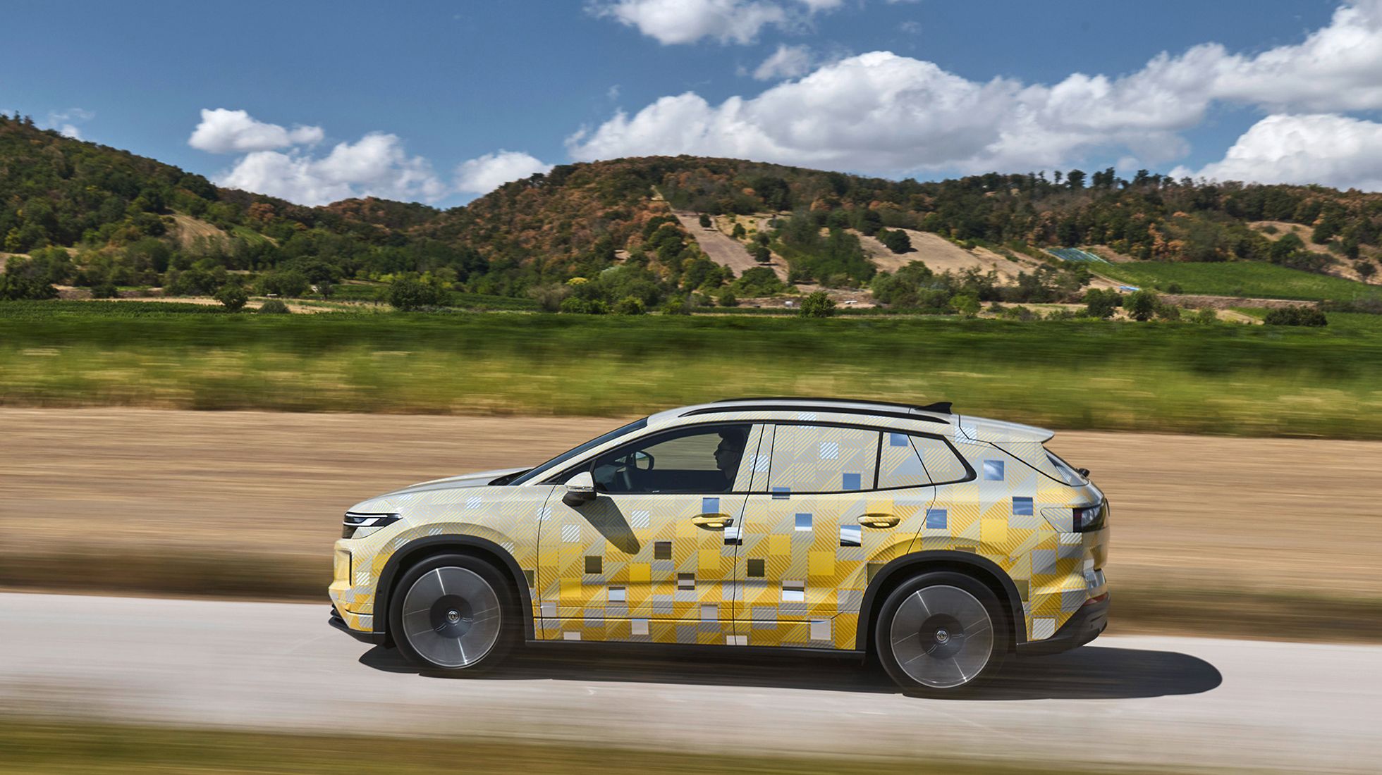 Volkswagen ID. Tiguan TopGear SA Side