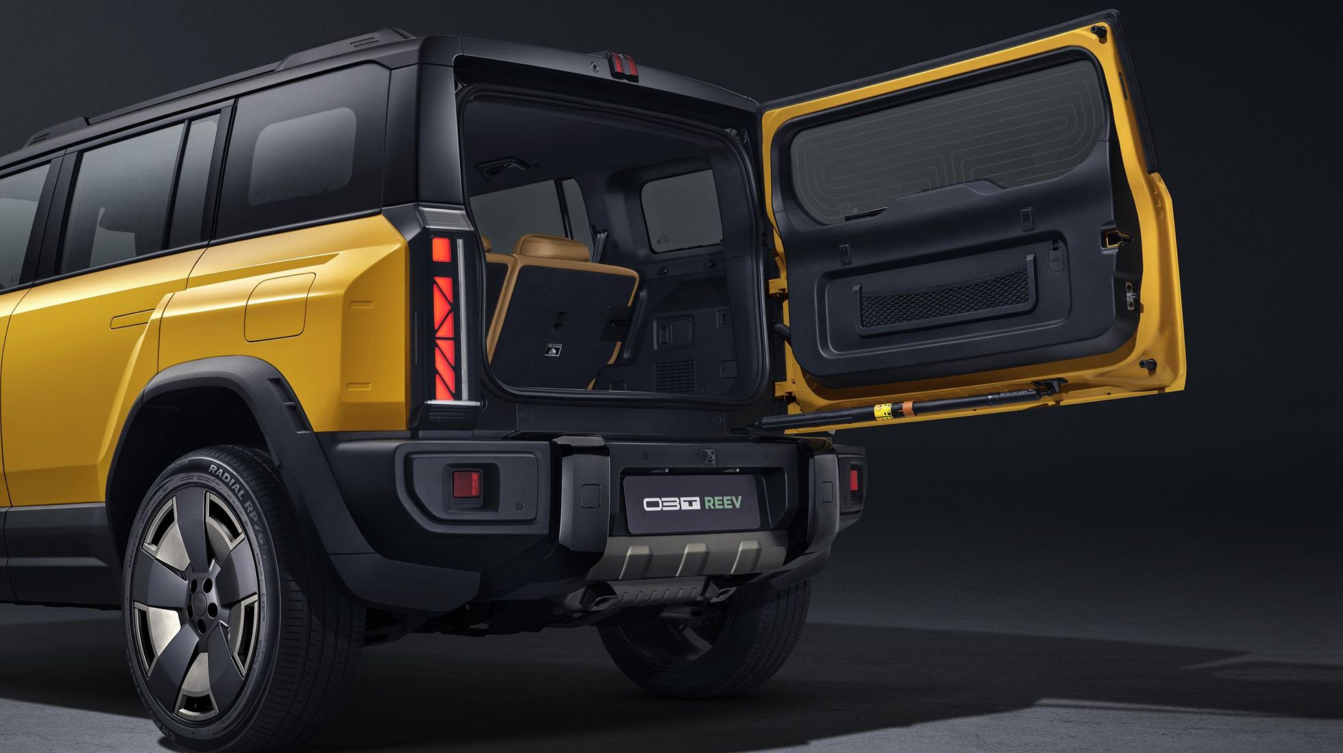iCaur 03T REEV TopGear SA Back