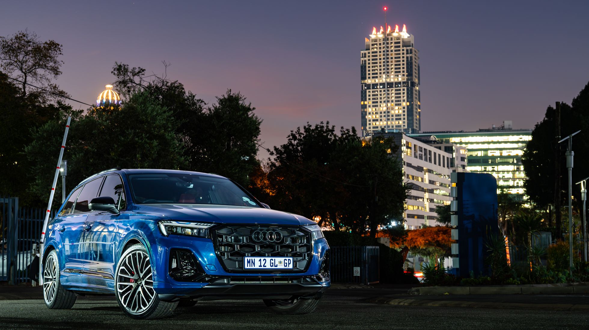 Audi S Q7-3